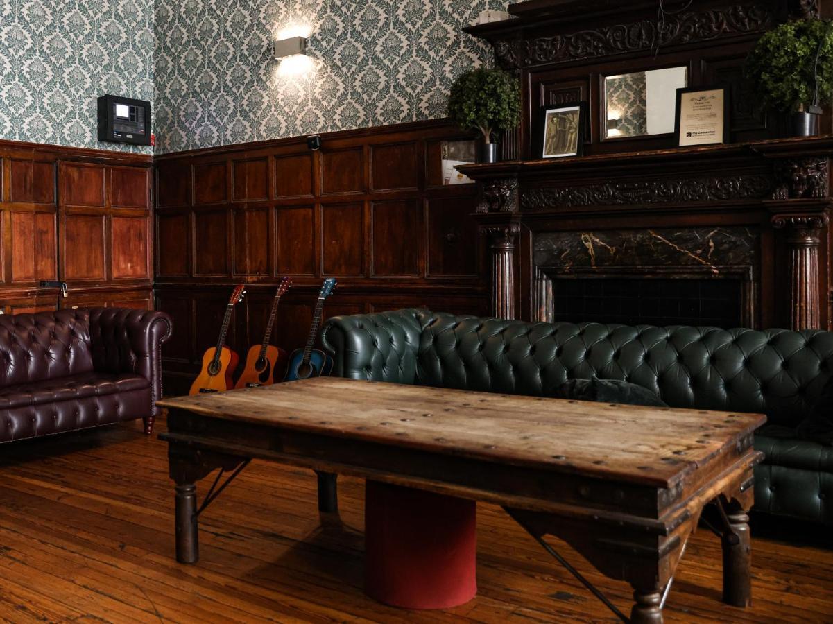 Astor Hyde Park (adults Only) Hostel